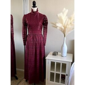 Joy Stevens | Vintage 70s Long Sleeve Lace Maxi Dress | Size: Small (Approx)
